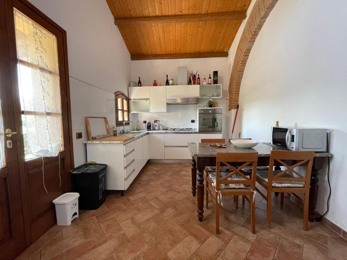 Il Poggio Hotel Понтедера Екстериор снимка