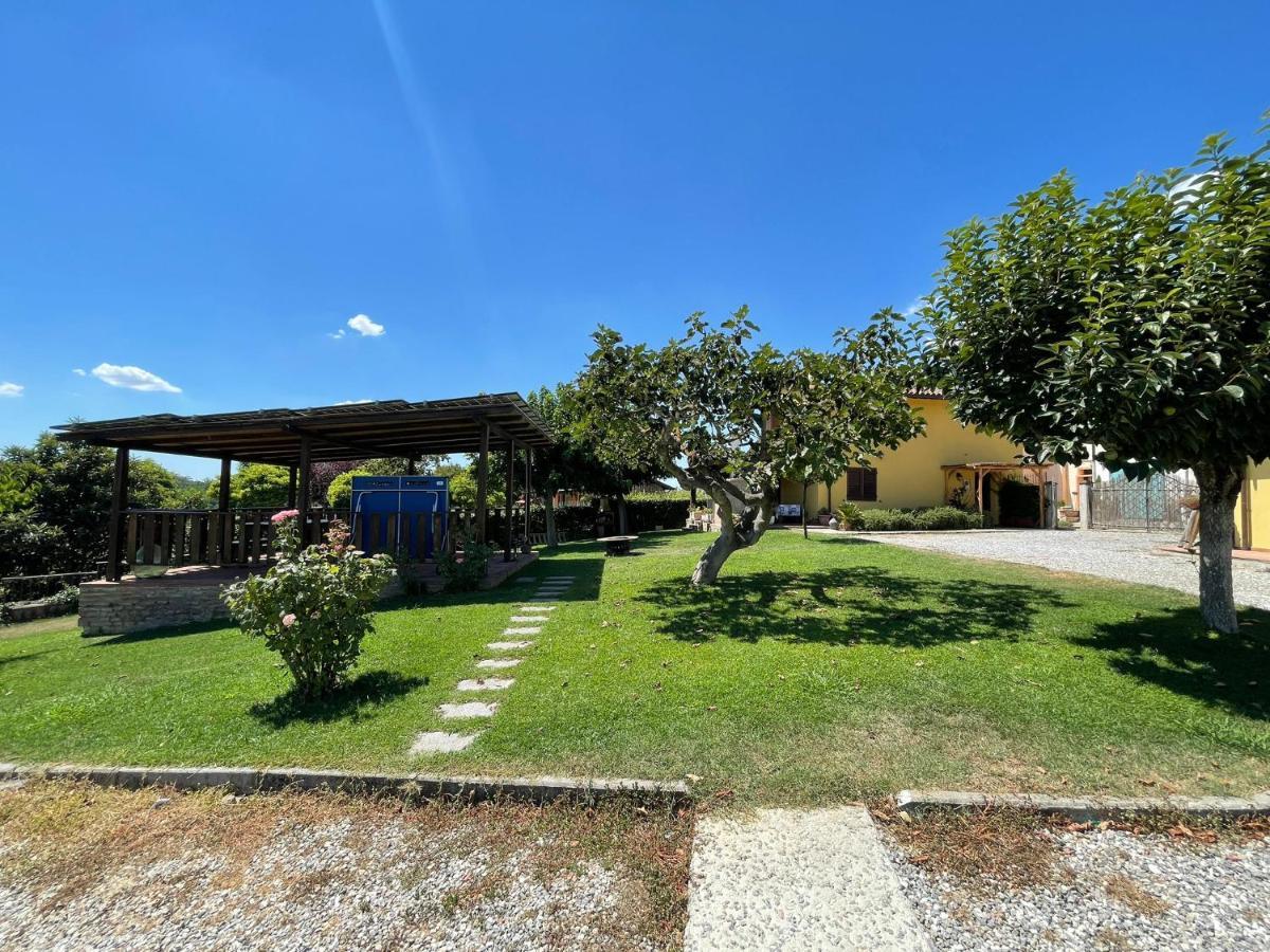 Il Poggio Hotel Понтедера Екстериор снимка