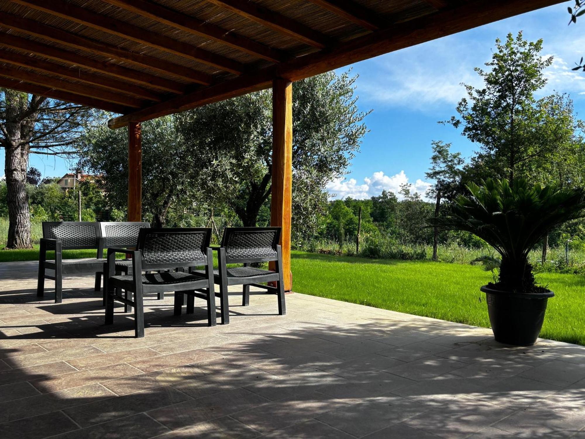Il Poggio Hotel Понтедера Екстериор снимка